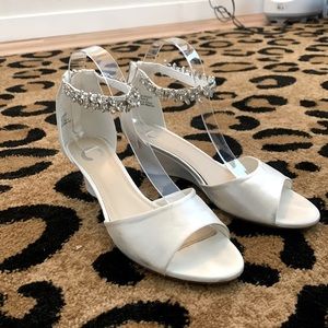 White crystal wedding shoes